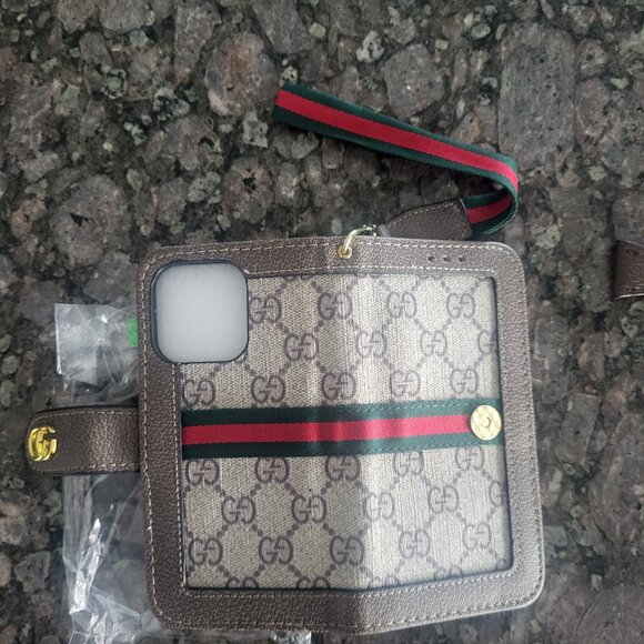 Phone case - Picture 3 of 3